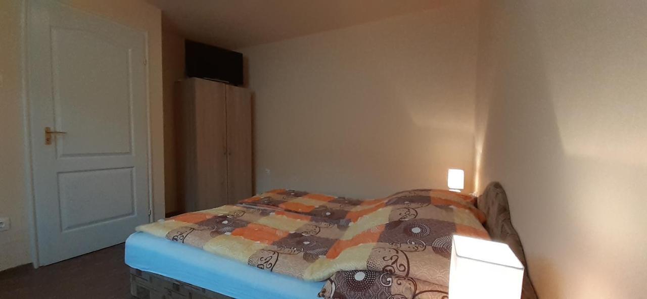 Rozika Apartman Ii. Hajdúszoboszló Eksteriør billede